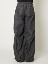 TUCKED BALLOON DENIM